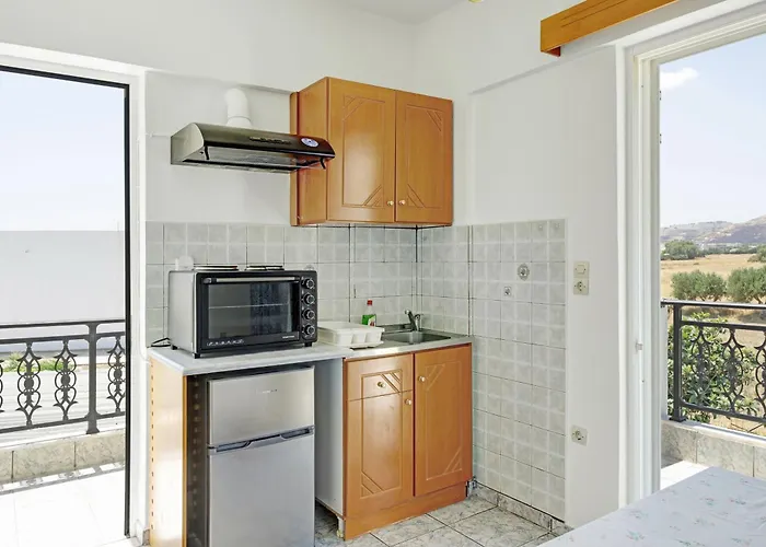 Athina Seaside شقة